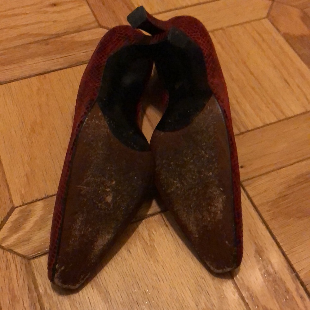 Stuart Weizman Snake Print Pump - image 5